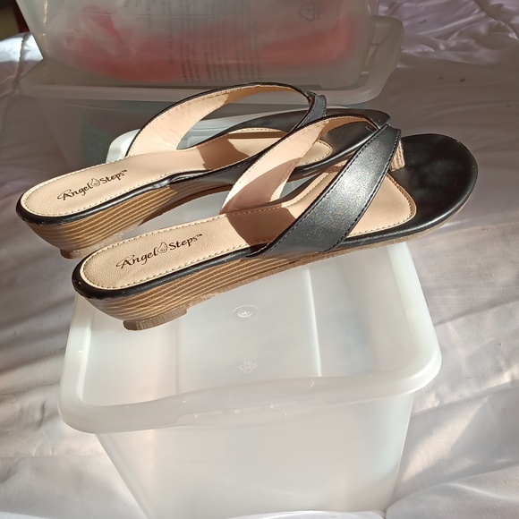 Angel steps wedge thongs - Picture 3 of 6